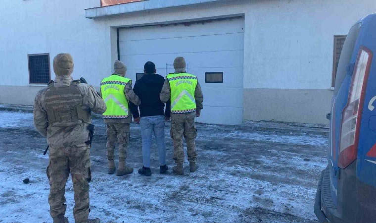 Karsta hakkında 3 yıl hapis cezası olan 1 kişi yakalandı