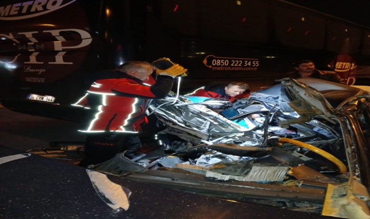 Kayseride feci kaza: 2 ölü, 6 yaralı