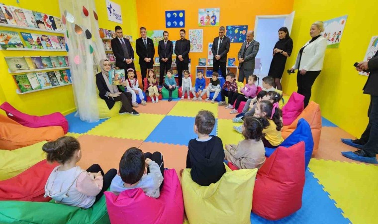 Kütahyada Düşler Odası Kütüphanesi açıldı
