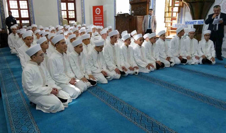 Kütahyada hafızlık icazet töreni