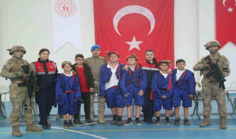 Lise öğrencilerine jandarma birimleri tanıtıldı