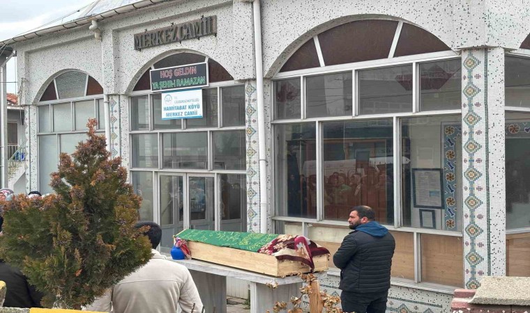 Lüleburgazda eski eşi tarafından öldürülen kadının cenazesi toprağa verildi
