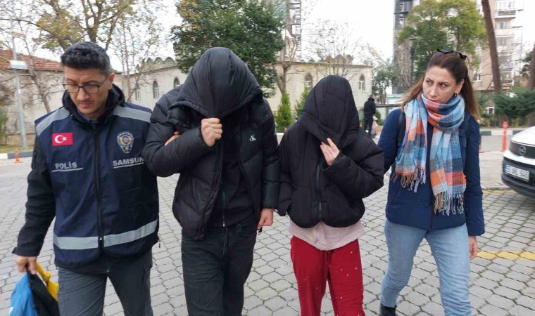 Mağazadan giyim eşyası çaldılar