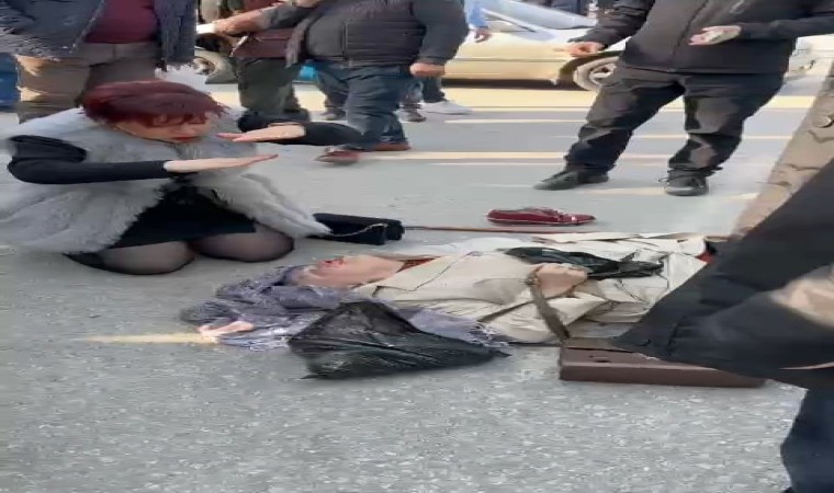 Minibüsün çarptığı kadın ağır yaralandı, ilk müdahaleyi yoldan geçen hemşire yaptı