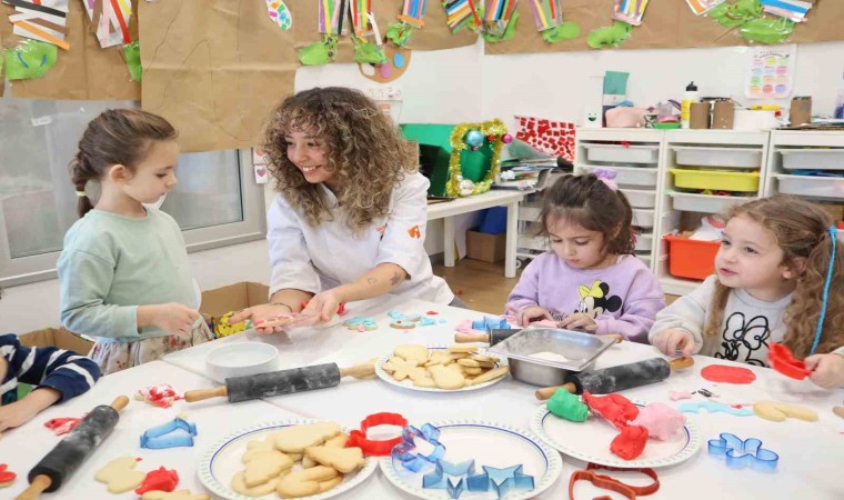 Minik şeflerden ‘yılbaşı kurabiyeleri