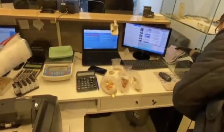 Osmaniyede 1 milyon 600 bin TL değerinde izinsiz basılan altın ele geçirildi