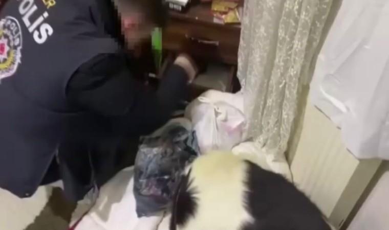 Osmaniyede vatandaşları alışveriş sitesi üzerinden 1 milyon 533 bin lira dolandıran 2 şahıs tutuklandı