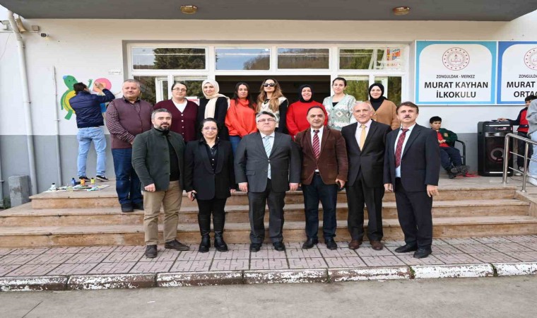 Rektör Özölçer, öğrencilerle bir araya geldi