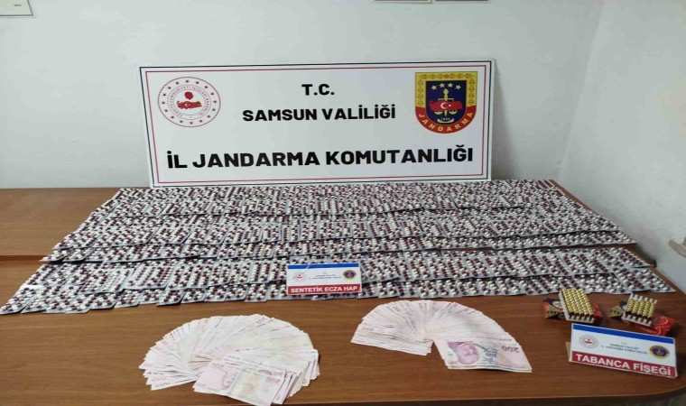 Samsunda jandarma 838 aranan şahsı yakaladı