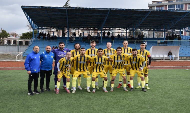 Söğütspor 5te 5 yaptı