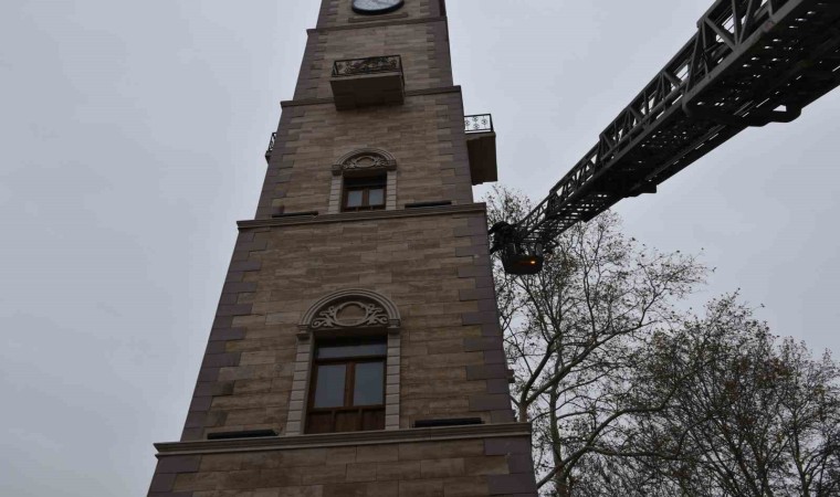 Söğütte tarihi ‘Hamidiye Saat Kulesi aydınlatılıyor
