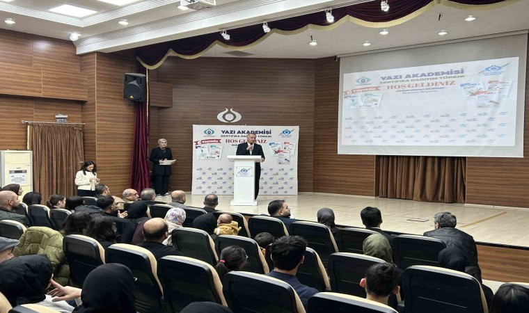 Sultangazi Yazı Akademisi 6ıncı dönem öğrencileri sertifikalarını aldı