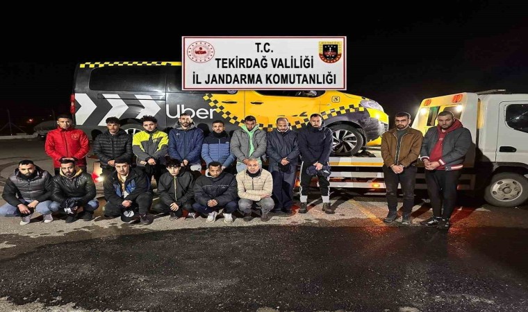 Tekirdağda göçmen kaçakçılığı: 14 göçmen ve 2 organizatör yakalandı
