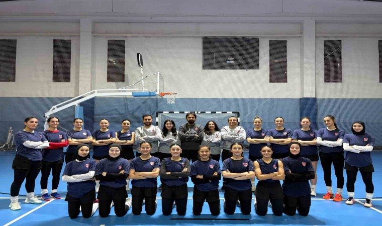 Ümit Milli Kadın Hokey Takımına Muğladan 8 sporcu