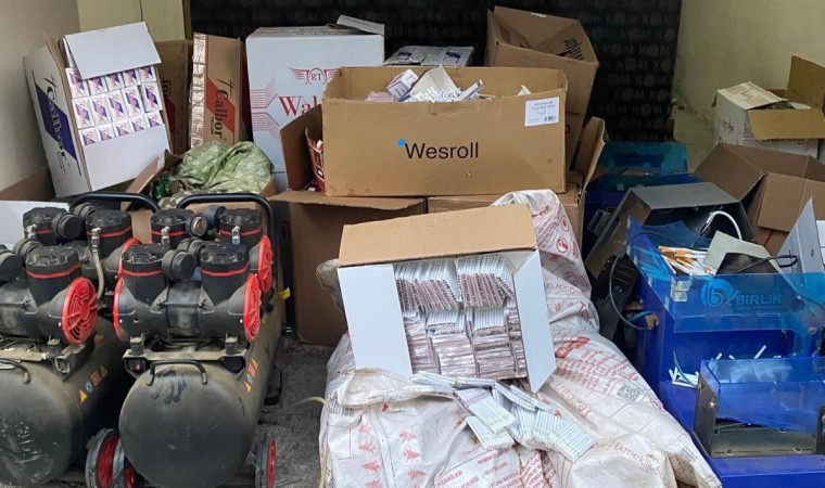 Uşakta çok sayıda kaçak makaron ve tütün ele geçirildi