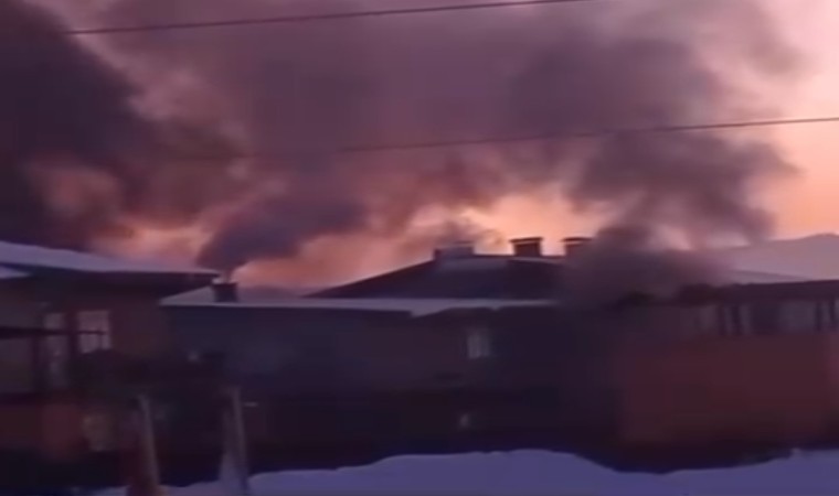 Vanda ev yangını: Dumandan zehirlenen 1 kişi öldü