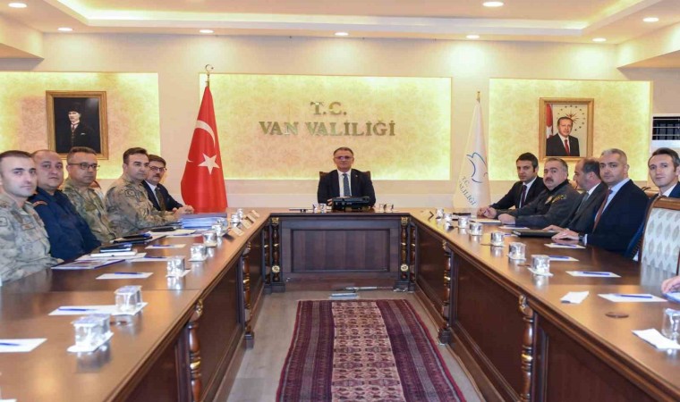 Vanda yılbaşı tedbirleri değerlendirildi