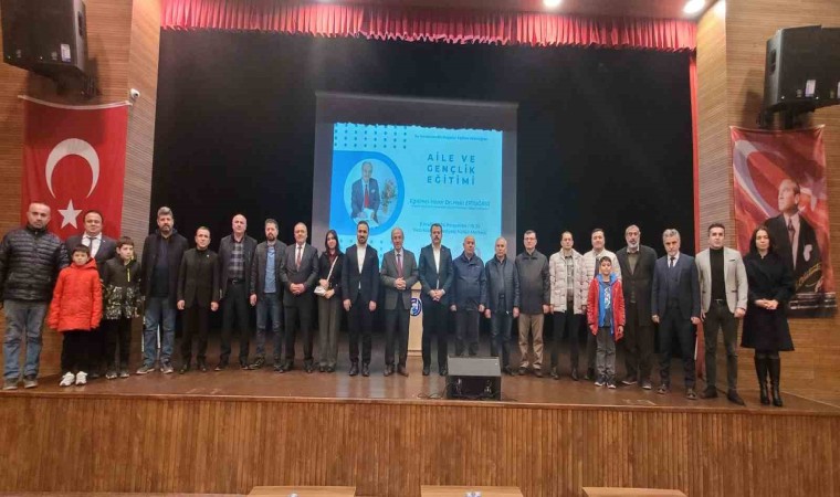 Vezirköprüde Aile ve Gençlik Eğitimi konferansı