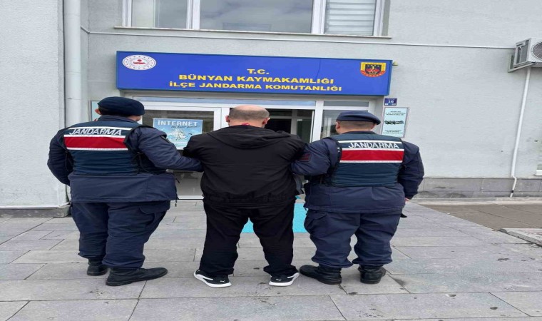 9 ayrı suçtan aranan şahıs yakalandı