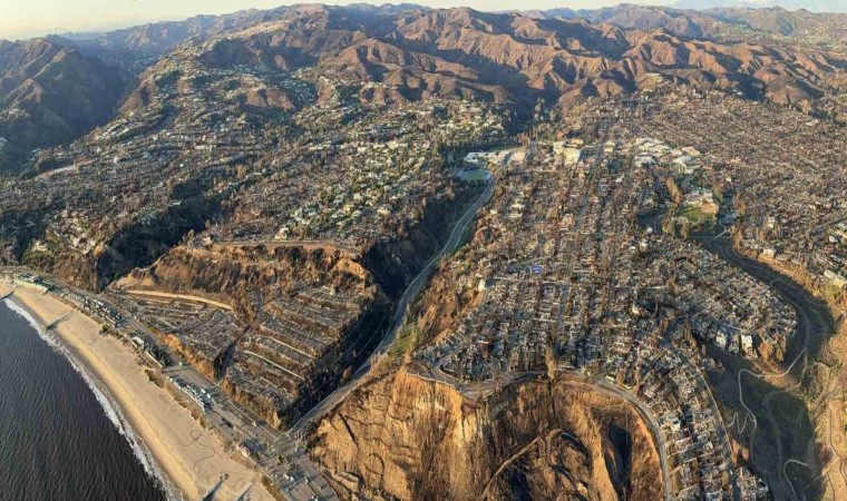 ABDnin Los Angeles şehrindeki orman yangınlarında ölü sayısı 29a yükseldi