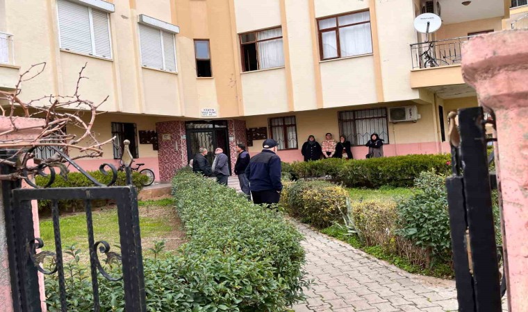 Antalyada 24 yaşındaki genç evinde ölü bulundu