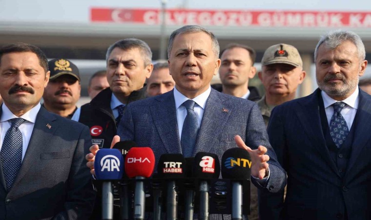 Bakan Yerlikaya: Son bir ayda 52 bin 622 Suriyeli ülkesine dönüş yaptı