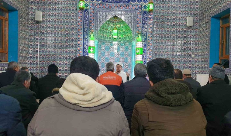 Başkalede Regaip Kandili dualarla idrak edildi