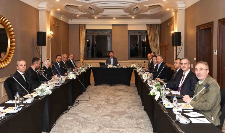 Başkan Alemdar, Bakan Kurumla görüşmenin ardından müjdeleri paylaştı