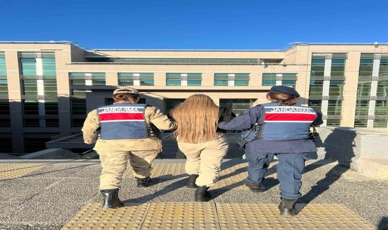 Batmanda uyuşturucu satıcısı kadın tutuklandı