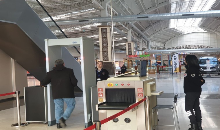 Bilecikte polis ekipleri özel güvenlik personellerini bilgilendirdi