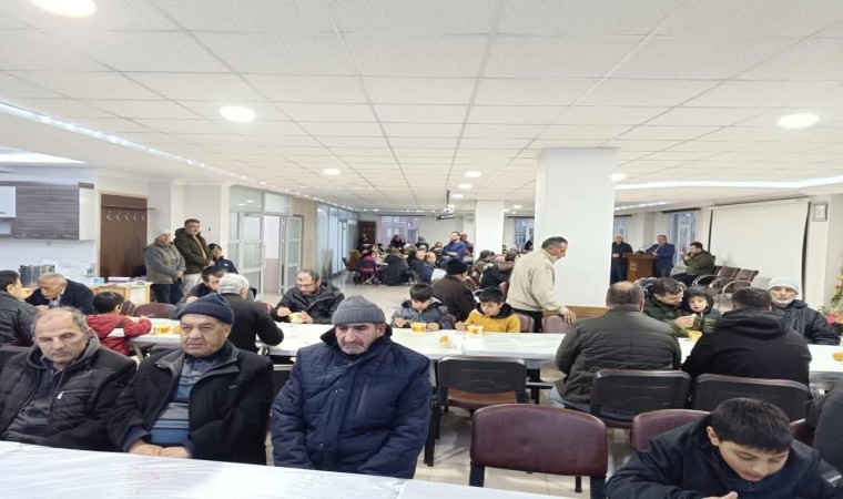 Bozkırda umreye gidenler dualarla uğurlandı