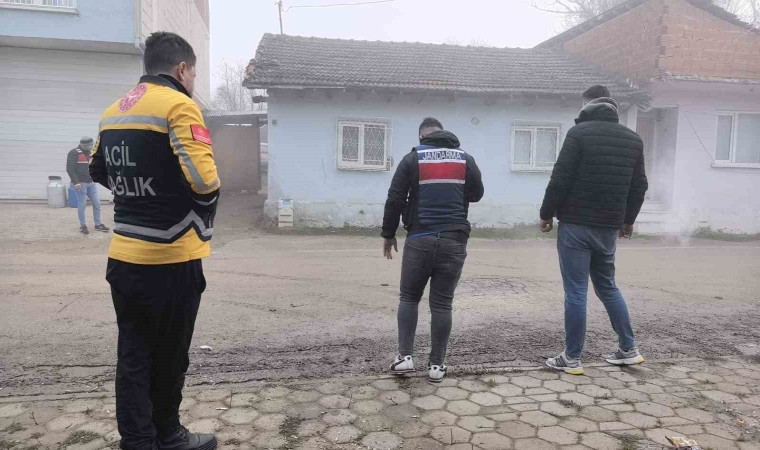 Bursada ekiplere teslim olmayan şüpheli 18 saattir direniyor