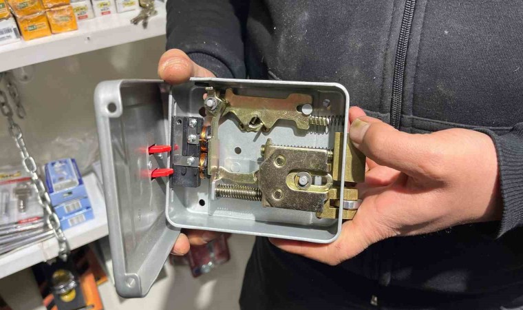 Değişken hava sıcaklıklarında apartman kapısı hidrolik sistemlerine dikkat