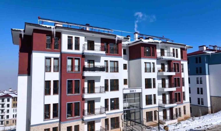 Elbistanda depremzedeler yeni yuvalarına yerleşiyor