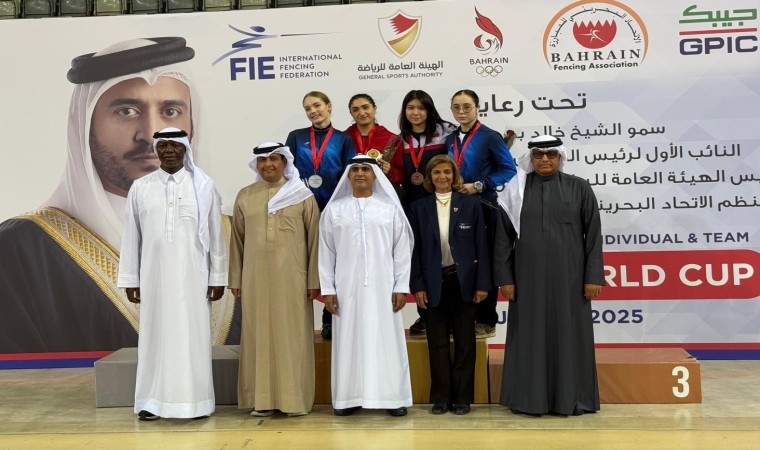 Eskrimci Aleyna Ertürk, Manamada şampiyon oldu