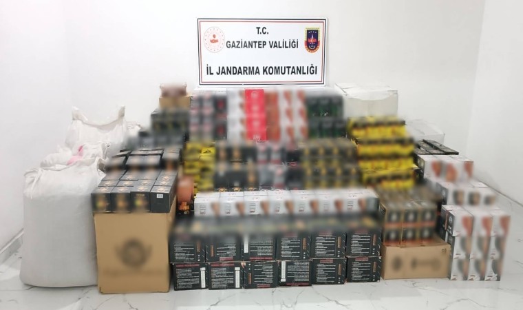 Gaziantepte 800 bin TL değerinde kaçak malzeme ele geçirildi