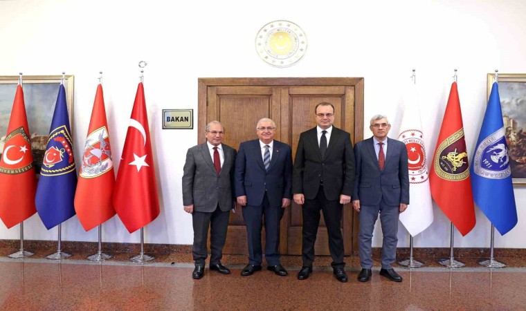 İhlas Medyadan Milli Savunma Bakanı Gülere ziyaret