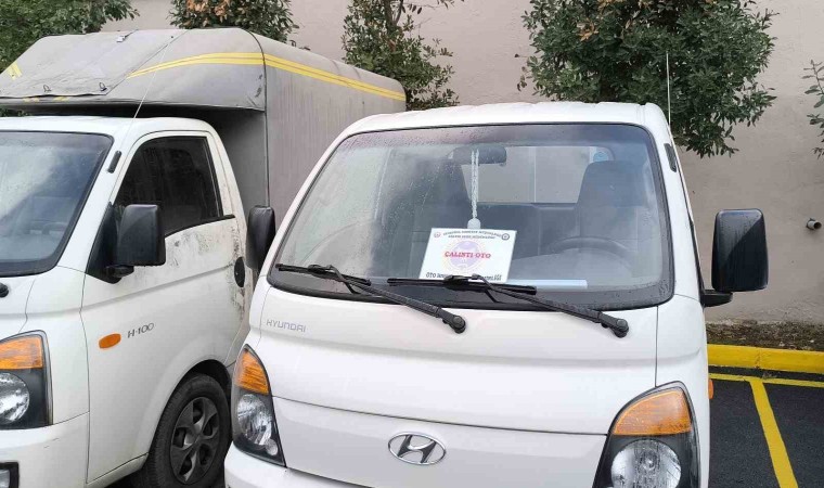 İstanbulda 9 kamyonet çalan hırsızlar kamerada