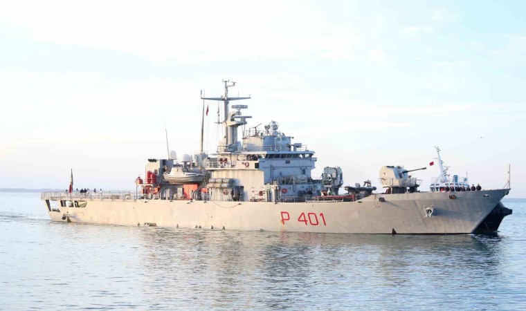 İtalyanın gönderdiği 49 düzensiz göçmen Arnavutluka ulaştı