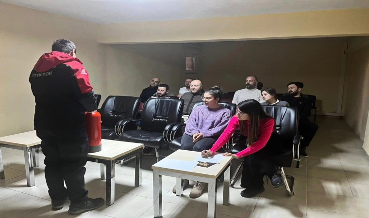 İtfaiye ekiplerinden kamu personellerine ‘yangın güvenliği eğitimi