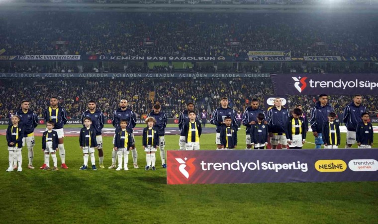 Jose Mourinhodan Göztepe maçında 2 değişiklik