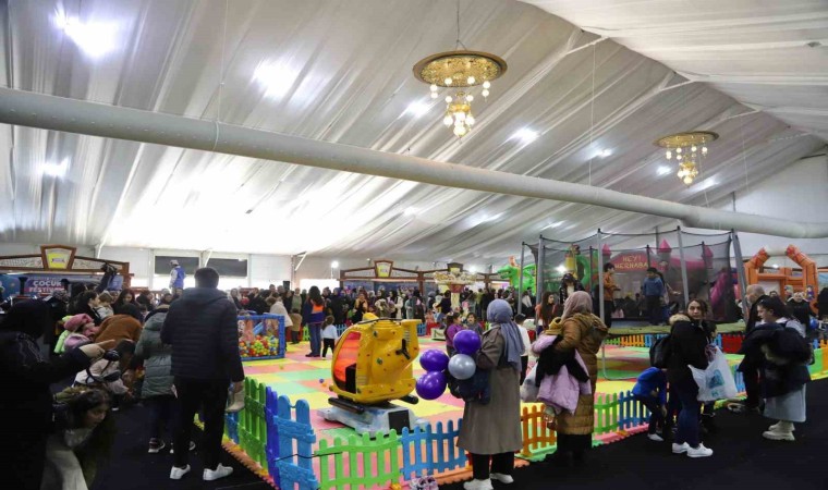 Kağıthanede çocuklara özel festival başladı