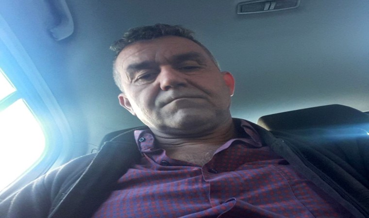 Kastamonuda devrilen traktörün altında kalan sürücü yaralandı