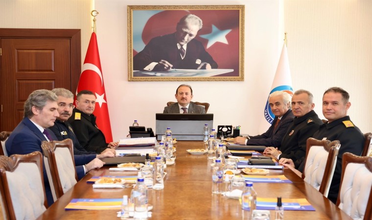 Mersinde son bir haftada aranan bin 159 kişi yakalandı