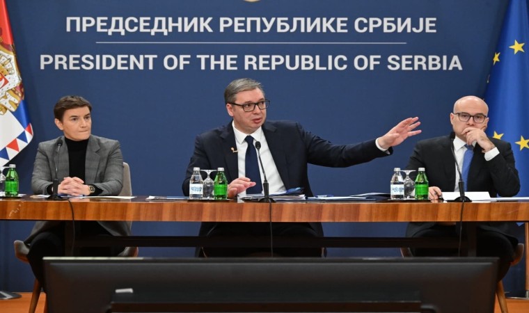 Sırbistandaki tren garı faciasının ardından protestolar sürüyor