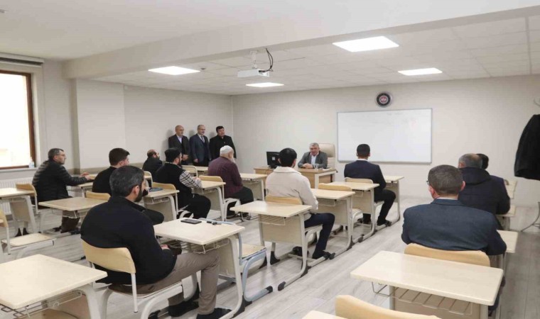 Sivasta ezanı güzel okuma kursu açıldı