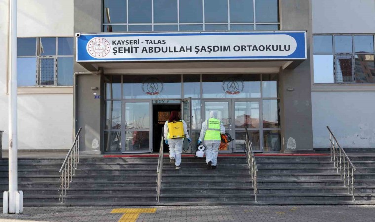 Talasta okullara yarıyıl temizliği