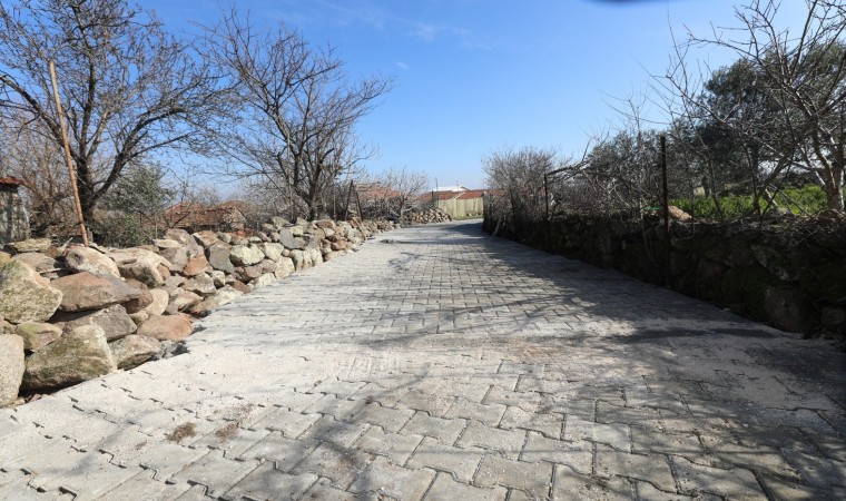 Yunusemrede sokaklar yenileniyor