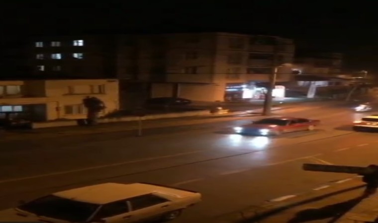 Zonguldakta otomobil sürücüsü drift atmak isterken kaza yaptı