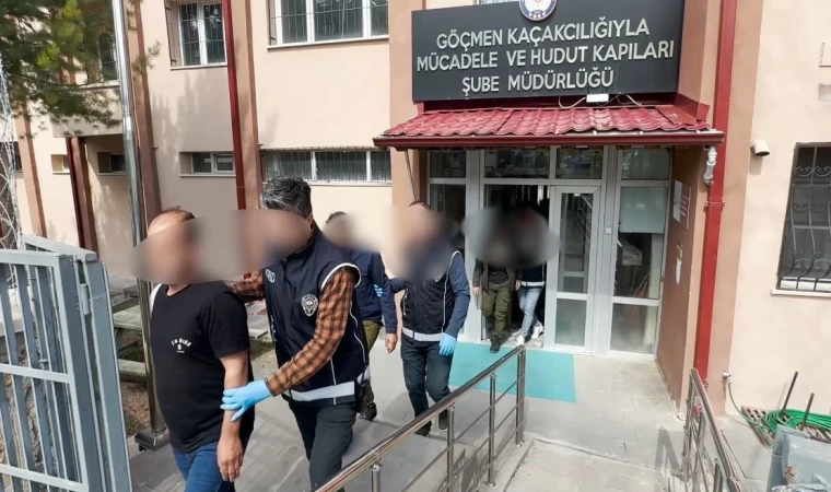 Afganistan uyruklu 5 kaçak göçmen yakalandı